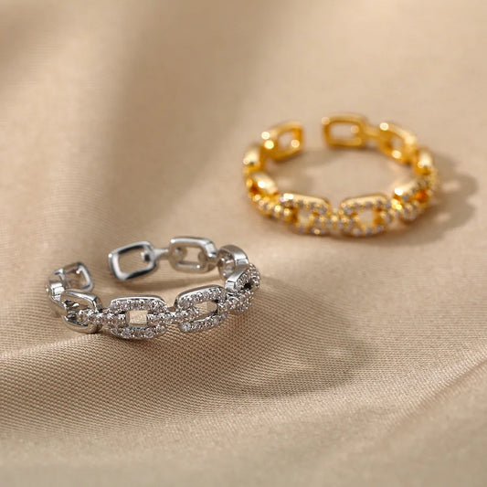 Zircon Twist Chain Rings