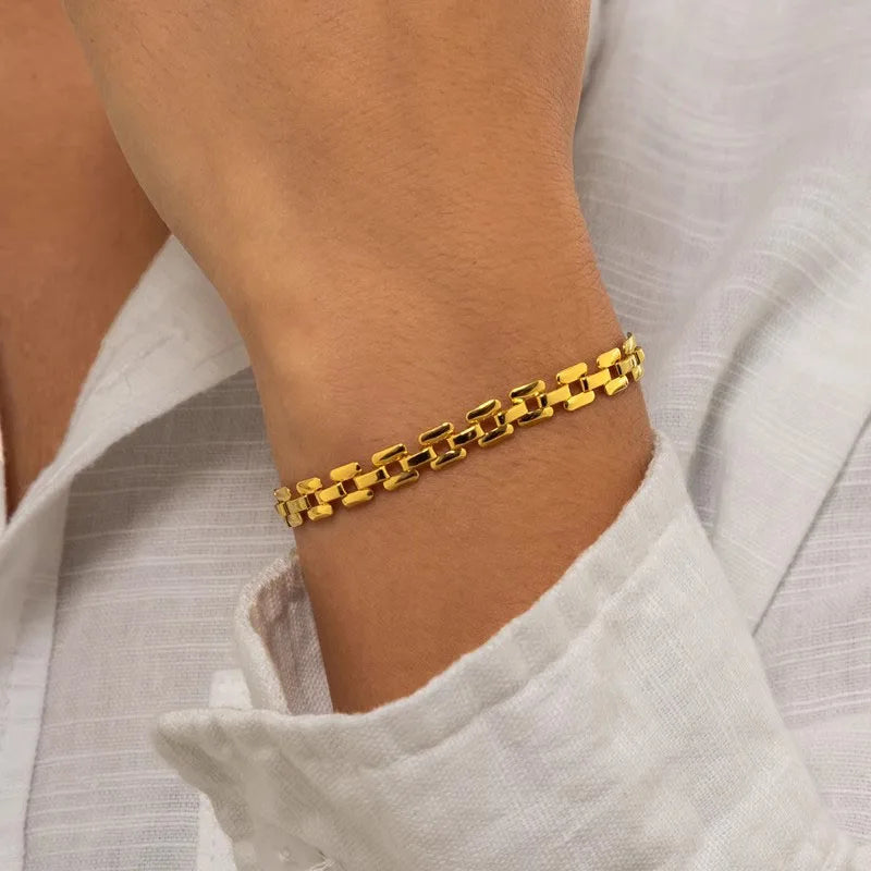 Gold Square Link Bracelet