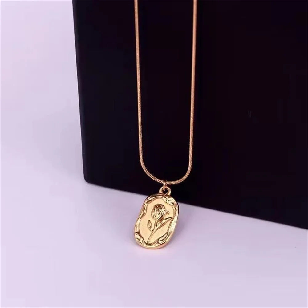 Rose Geometry Necklace