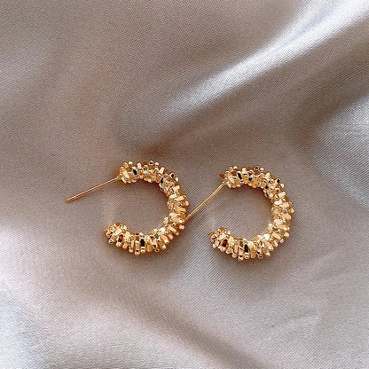 Vintage Wave C-Shaped Earrings